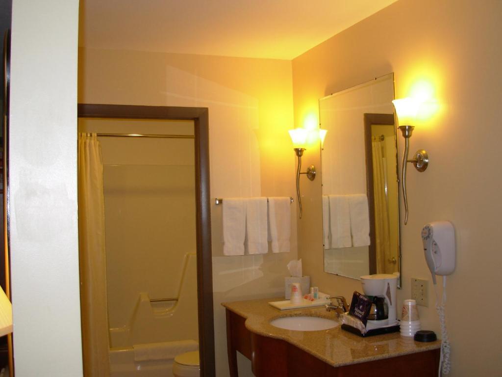 Red Carpet Inn On The Lake - Oneonta Szoba fotó